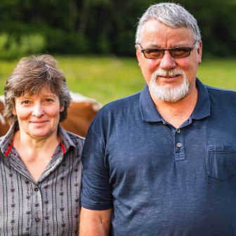 Hof_Luder-Friedli_Luder-Friedli_Riedtwil_Portrait