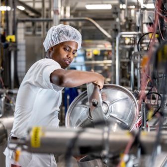 stories-samsung-yosief-arbeit-text-image