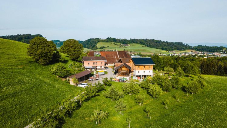 Bauernhof Bättwil_Mathys_Burgdorf_Drohne