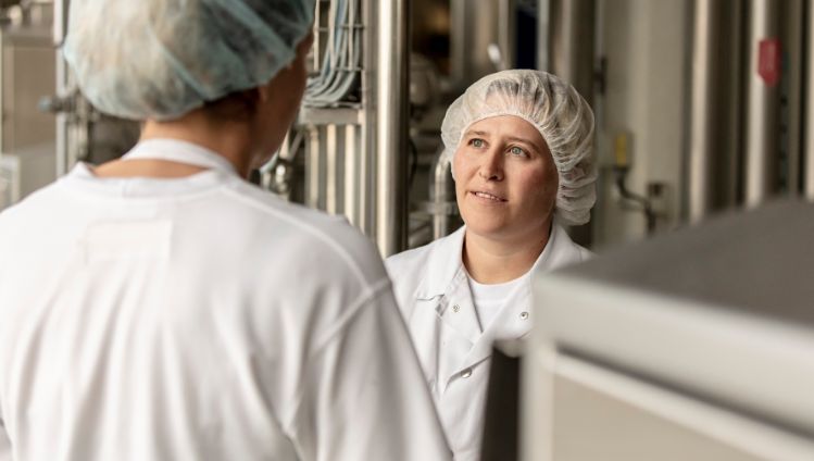 stories_mozzarella-produktion_manuela-steiner