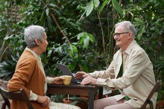 stories-senior-programm-stage-4pg