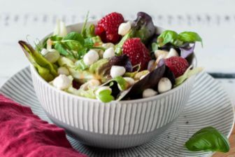 stories_mozzarella-produktion_tonis-sommersalat