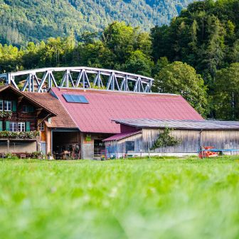 Hof_Lanzenen_Balmer-Müllener_Interlaken_Hof