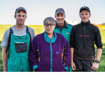 Moosacherhof_Hintermann_Duerrenaesch_Familie_zugeschnitten