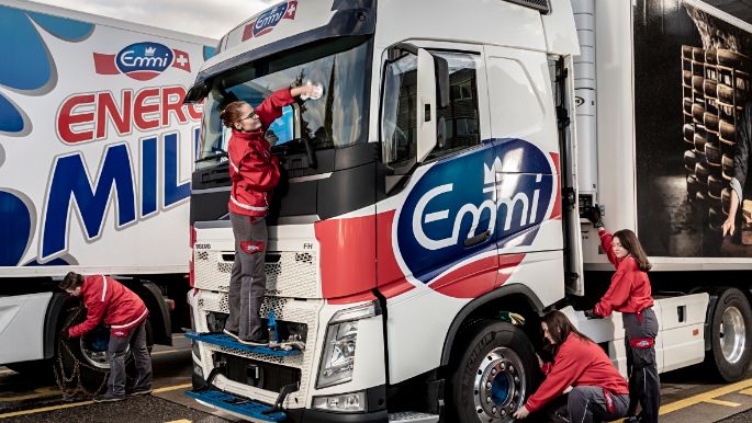 stories_arbeiten_vier-auf-einen-schlag