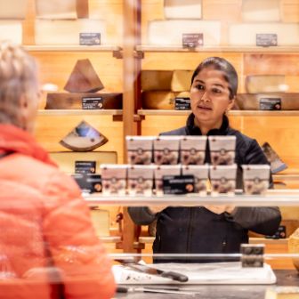 stories-humidoren-theke-text-image