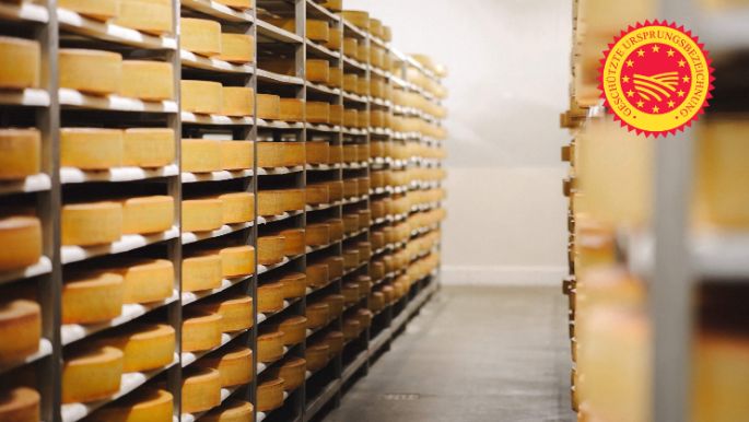 aut-ueberemmi-kaesekeller-regal-geschuetzte-ursprungsbezeichnung_