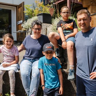 Chrinnehof_Kindlimann_Wald_Familie