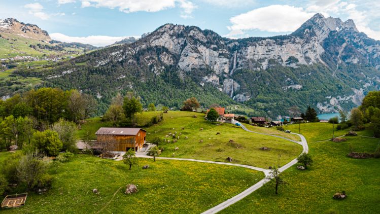 Hof Alter_Kamm_Filzbach_Drohne