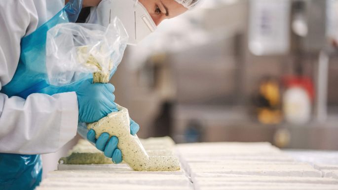 aut-ueberemmi-konfektionierung-briefuellung