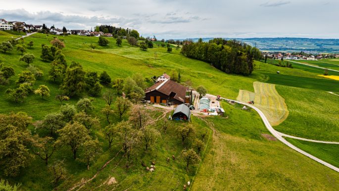 Im-Lätten_Köpfli_Islisberg_Drohne