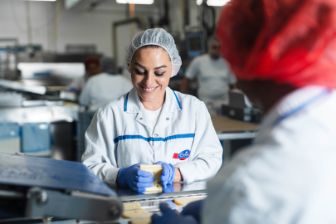 arbeiten-bei-emmi-stage