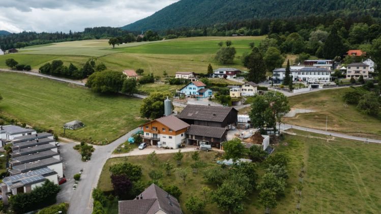 Hof Tschui_Tschui_Grenchen_Drohne