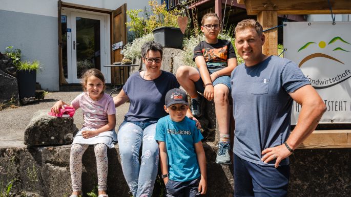 Chrinnehof_Kindlimann_Wald_Familie