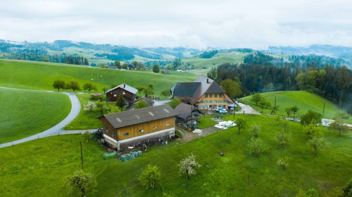 Biohof_Salbühl_Jenni_Sumiswald_Drohne