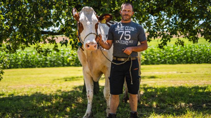 Neuweidhof_Ruegsegger_Rosshaeusern_Kuh